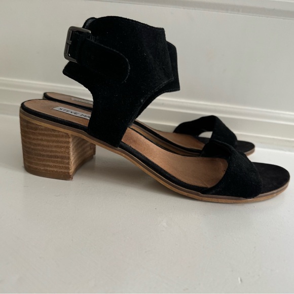 Steve Madden* Leather Suede Sandal - Picture 5 of 6